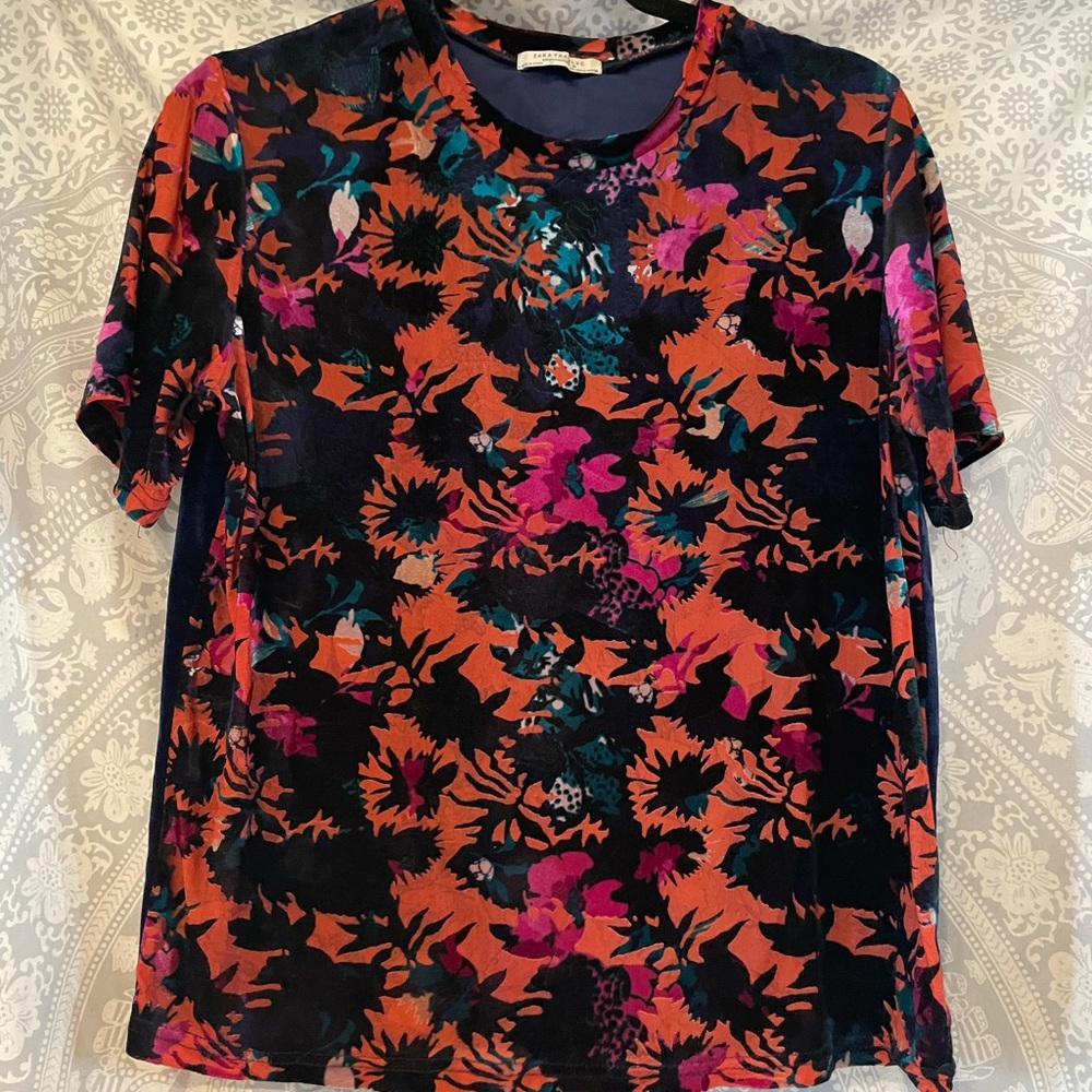 Velvet - flower print front royal blue back Tshirt